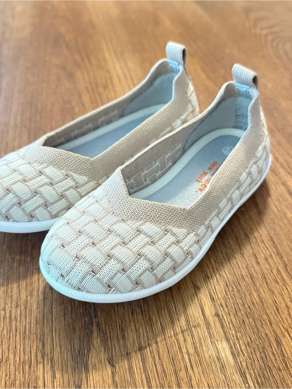 bernie mev. Girls' Woven Slip-On Shoes in Beige size 28/11 NWOT